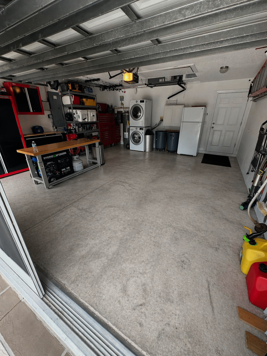 FFB4F66C-9710-4737-AD9F-43901631191D